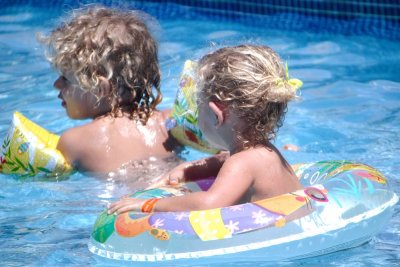 De leukste wateractiviteiten voor gezinnen deze zomer